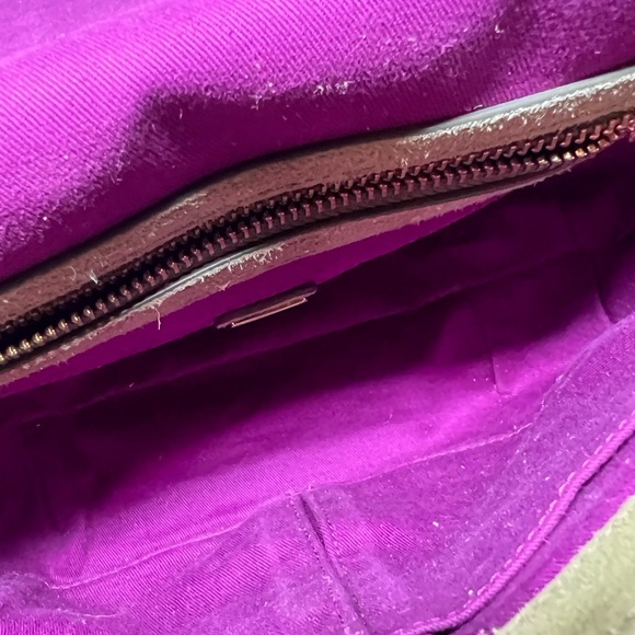 Brian Atwood Snakeskin Saddle crossbody Purse made w/ goat&lamb Green 10”x8” - Picture 8 of 16